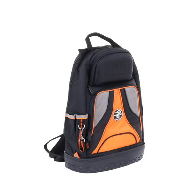 Mochila para herramientas Tradesman Pro™ de 36,8 cm en color negro con 39 bolsillos (No incluye herramientas). - Image 8