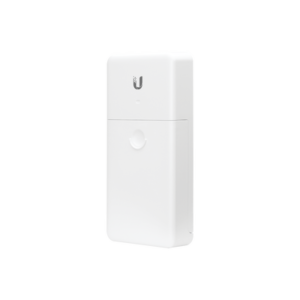 Switch PoE 24 V de Paso para Exterior con 4 Puertos Gigabit (1 PoE In, 3 PoE Out) NanoSwitch