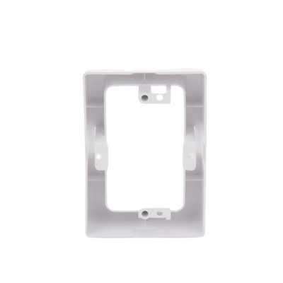 Caja Sin Fondo Universal, Color Blanco de PVC Auto Extinguible (7900-02002) - Image 3